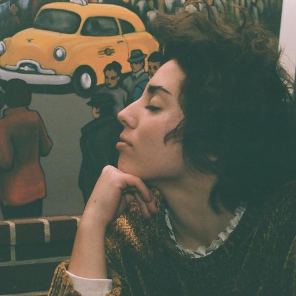 Meet your Posher, Taylor - Picture 1 of 1